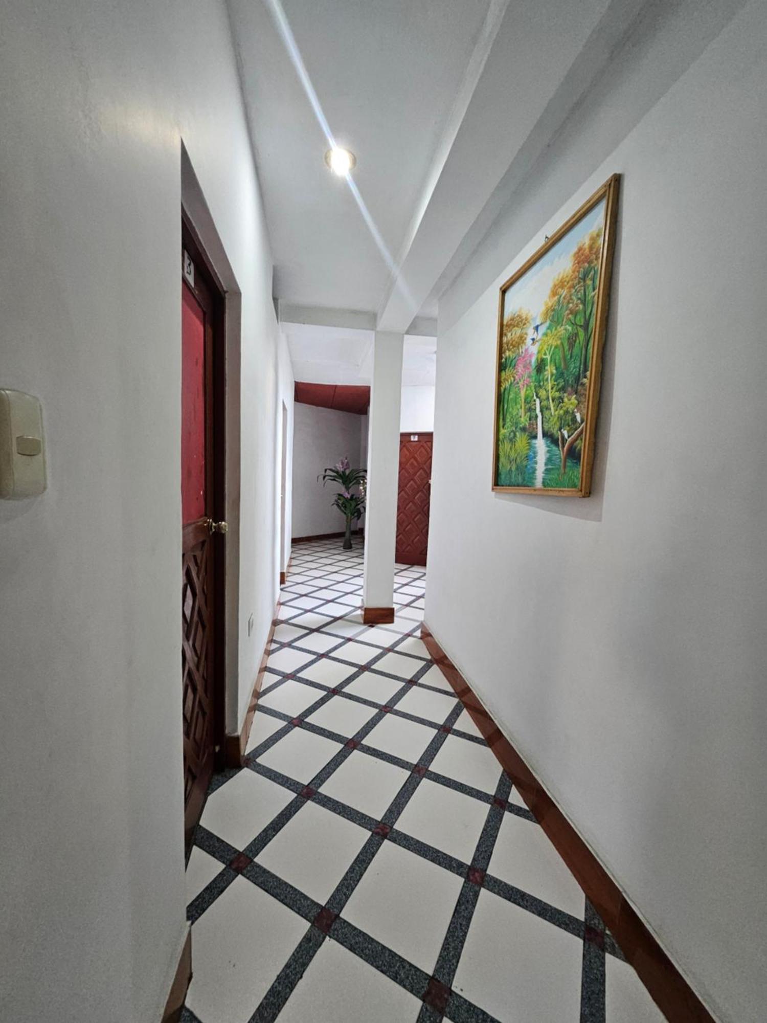 Hotel Sarisa House Iquitos Exteriér fotografie